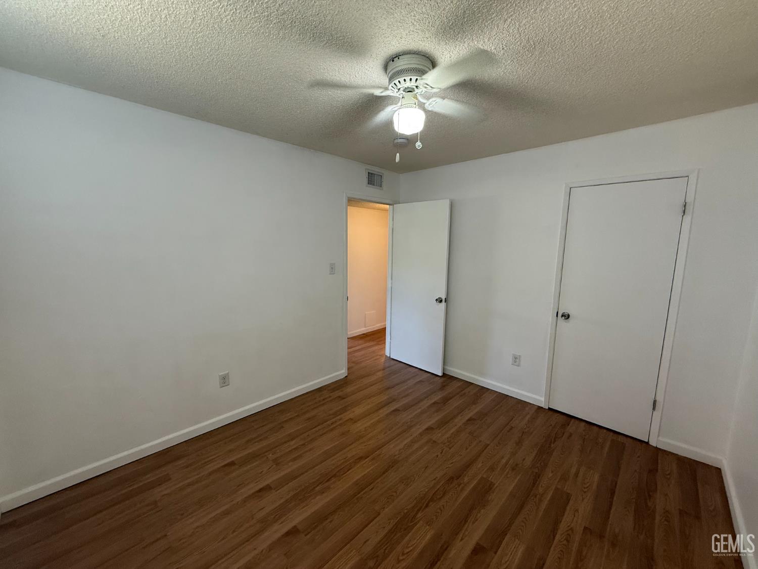 709 Castaic Avenue — photo 8