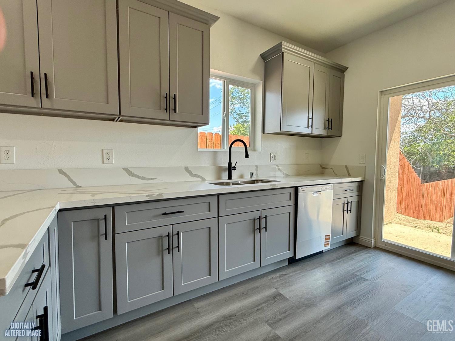 1627 Tejon Street — photo 7