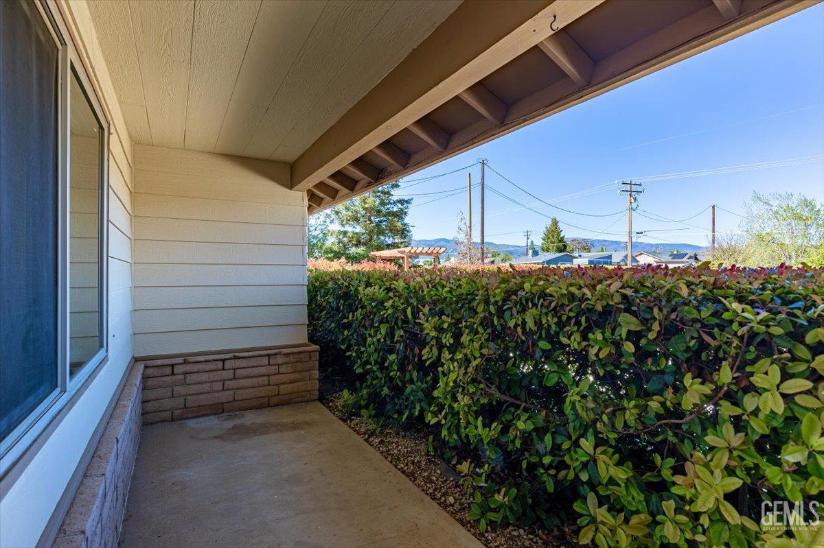 22020 Westwood Boulevard — photo 7
