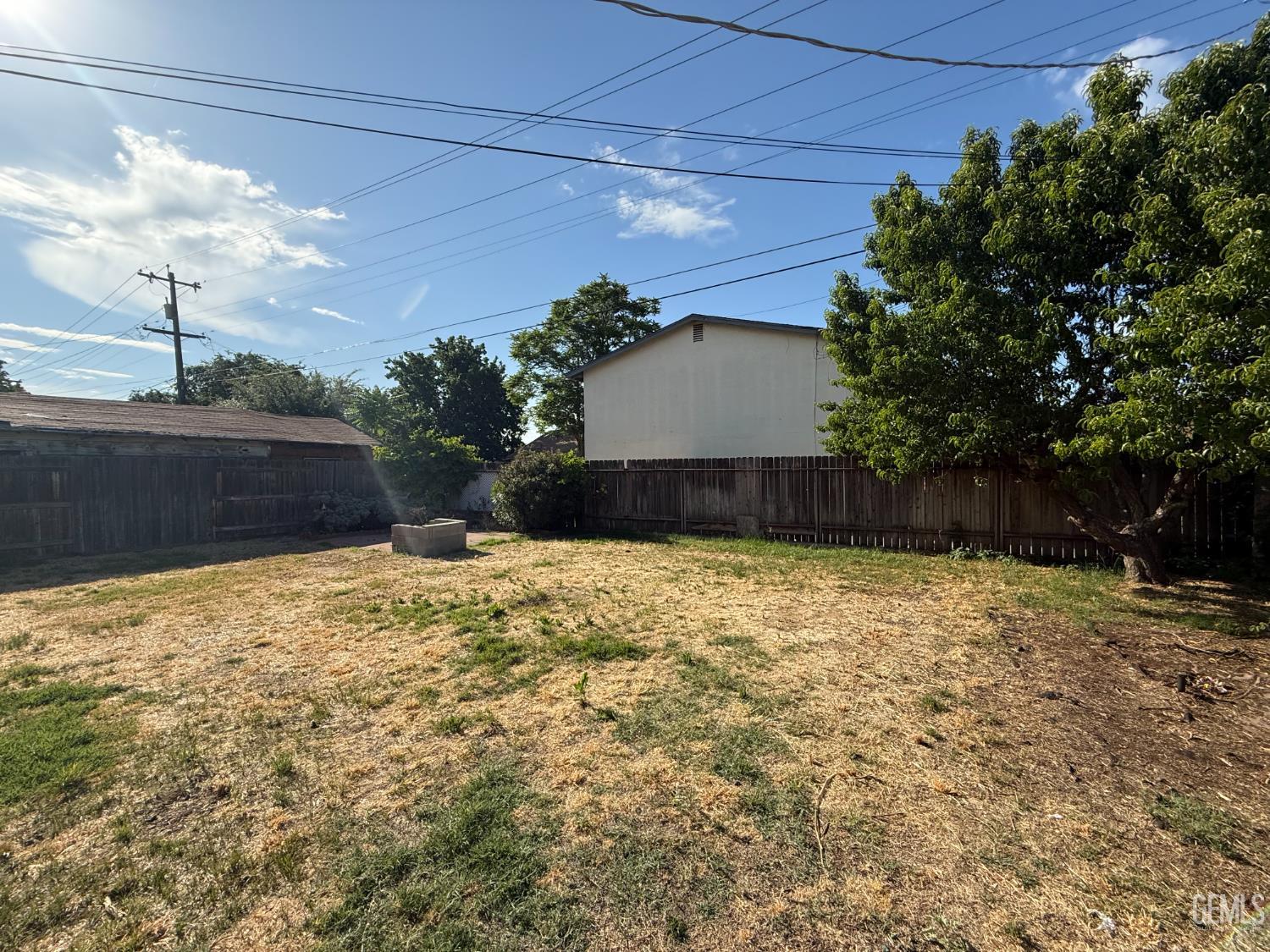 709 Castaic Avenue — photo 13