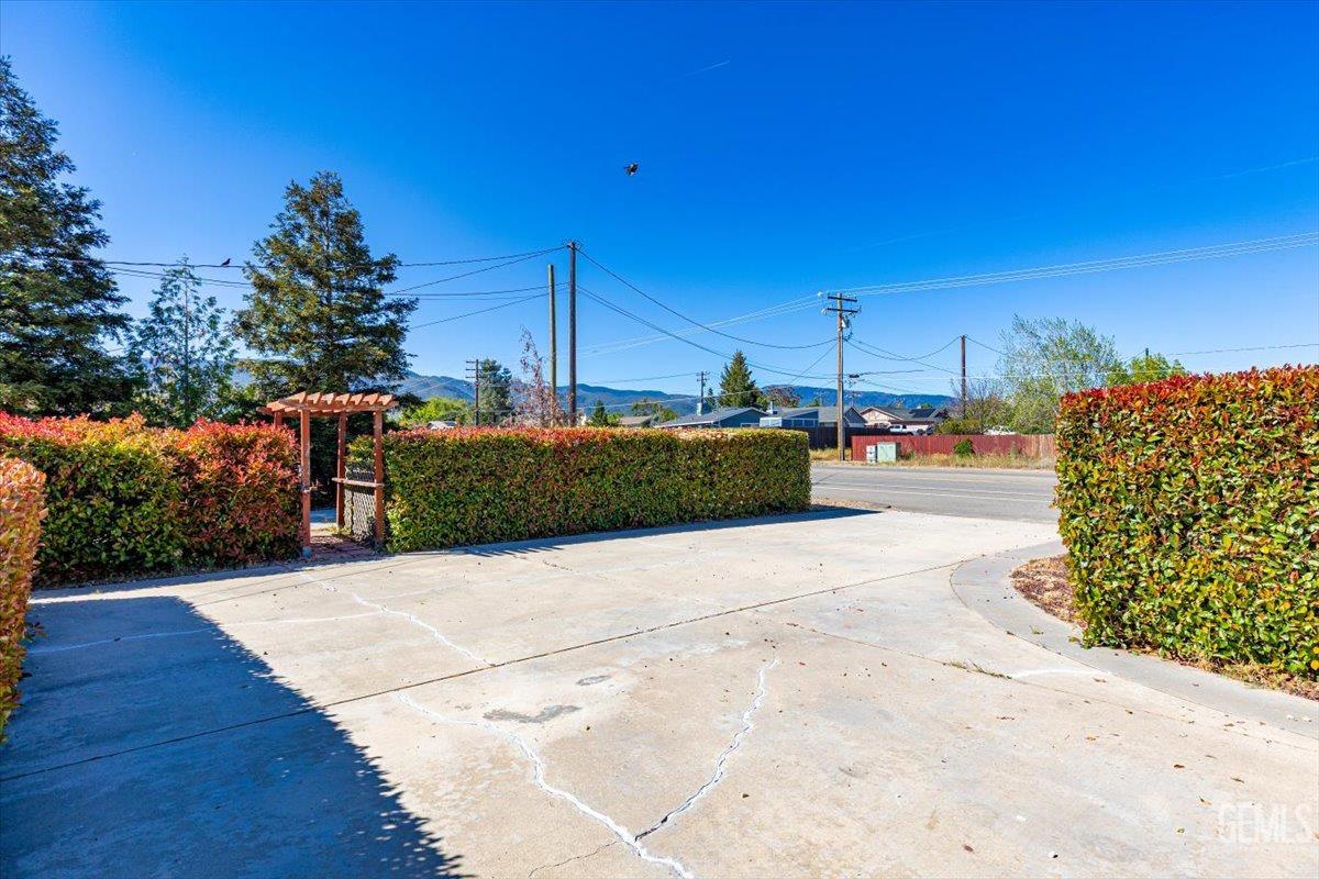 22020 Westwood Boulevard — photo 47