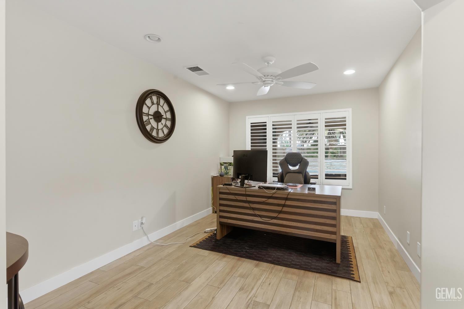 5818 Clear Valley Court — photo 9
