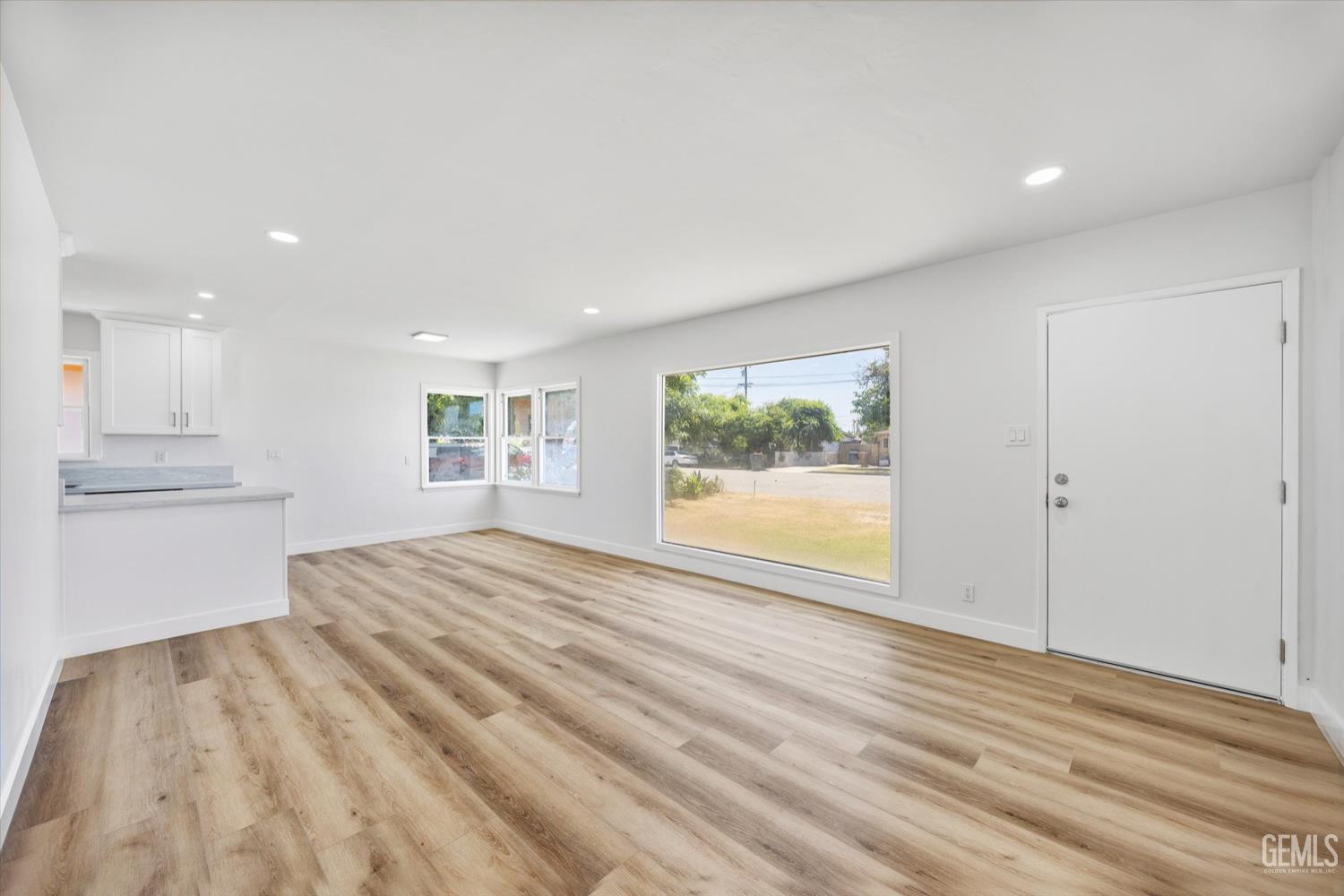 1330 2nd Street — photo 5