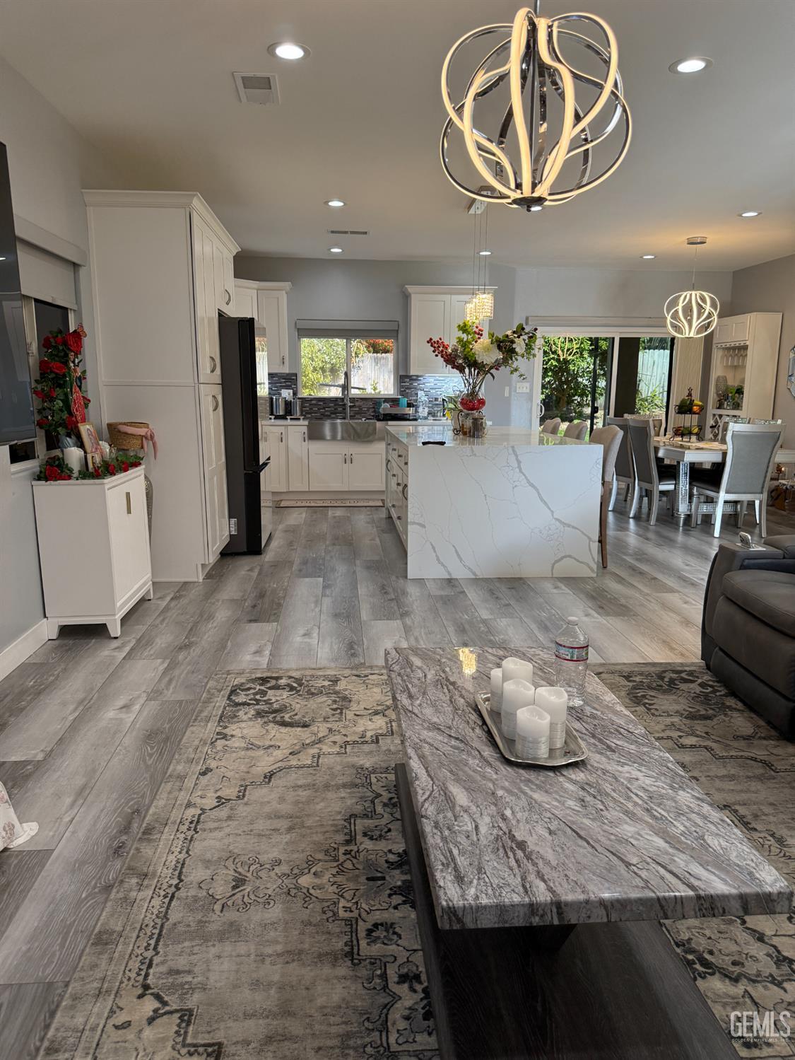 549 Casa Verde Street — photo 8