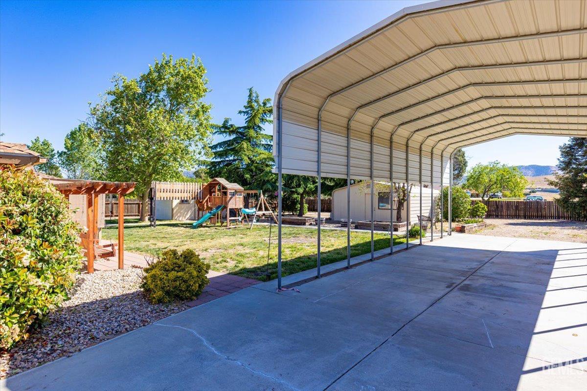 22020 Westwood Boulevard — photo 36