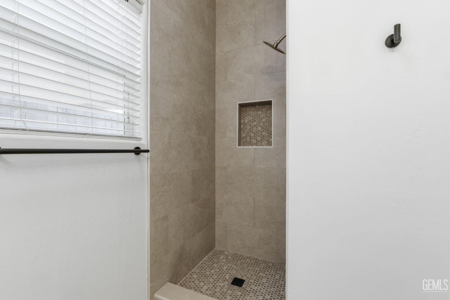 5118 Vista Del Mar Avenue — photo 31