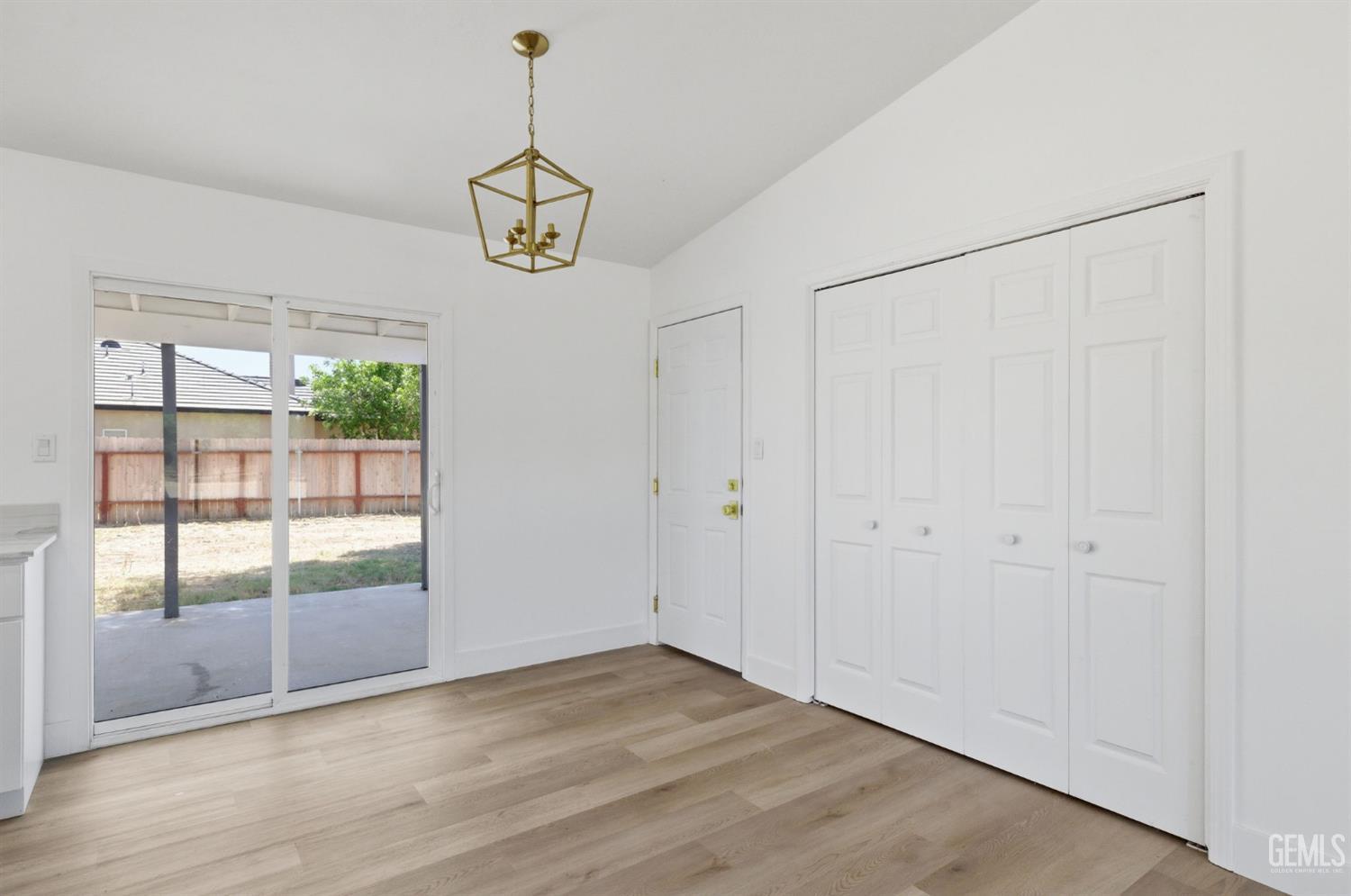 29991 Riverside Street — photo 14