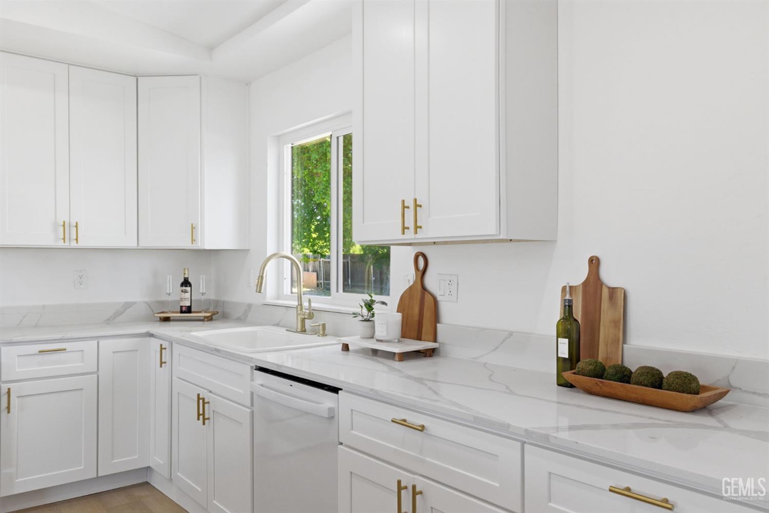 29991 Riverside Street — photo 24