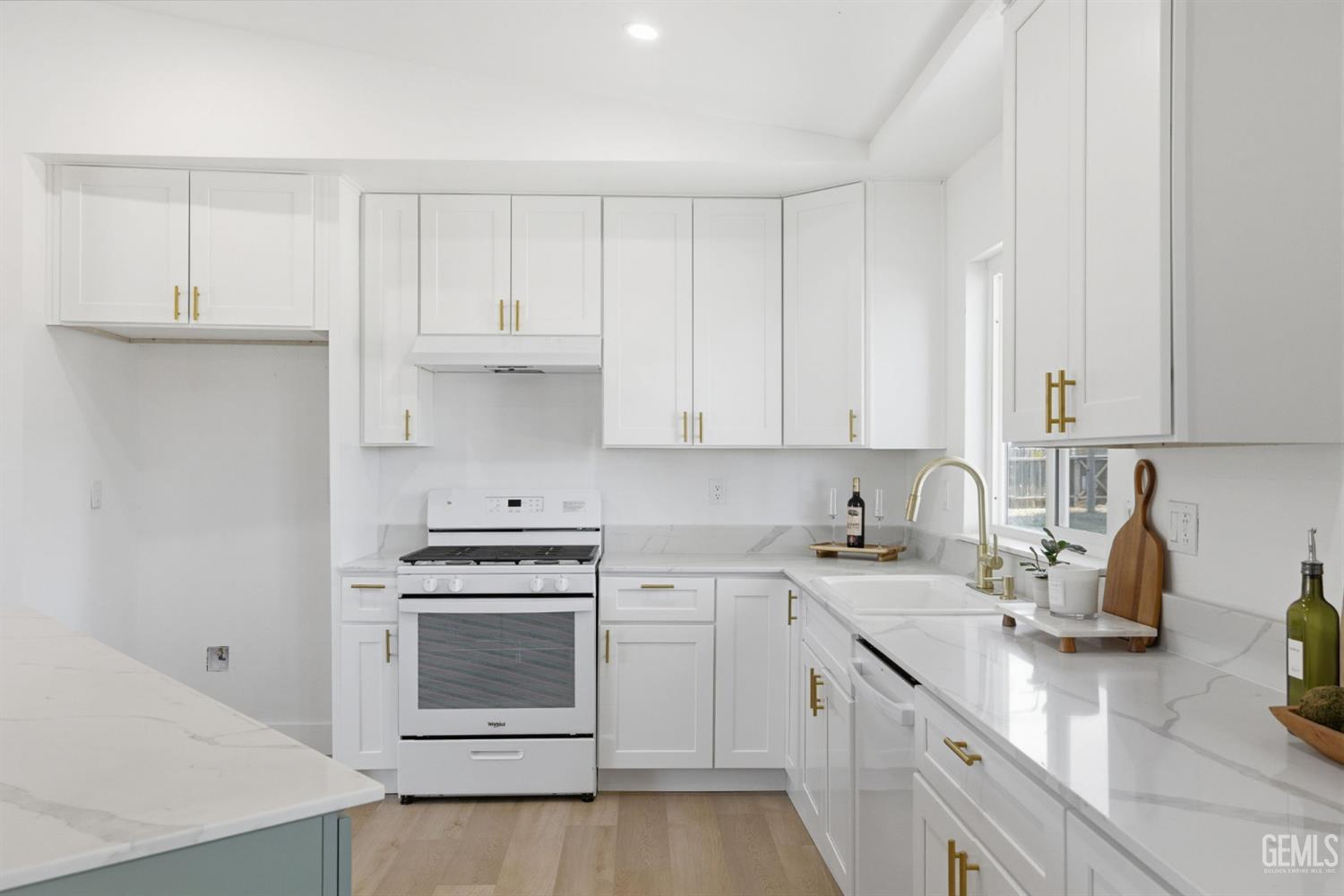 29991 Riverside Street — photo 20