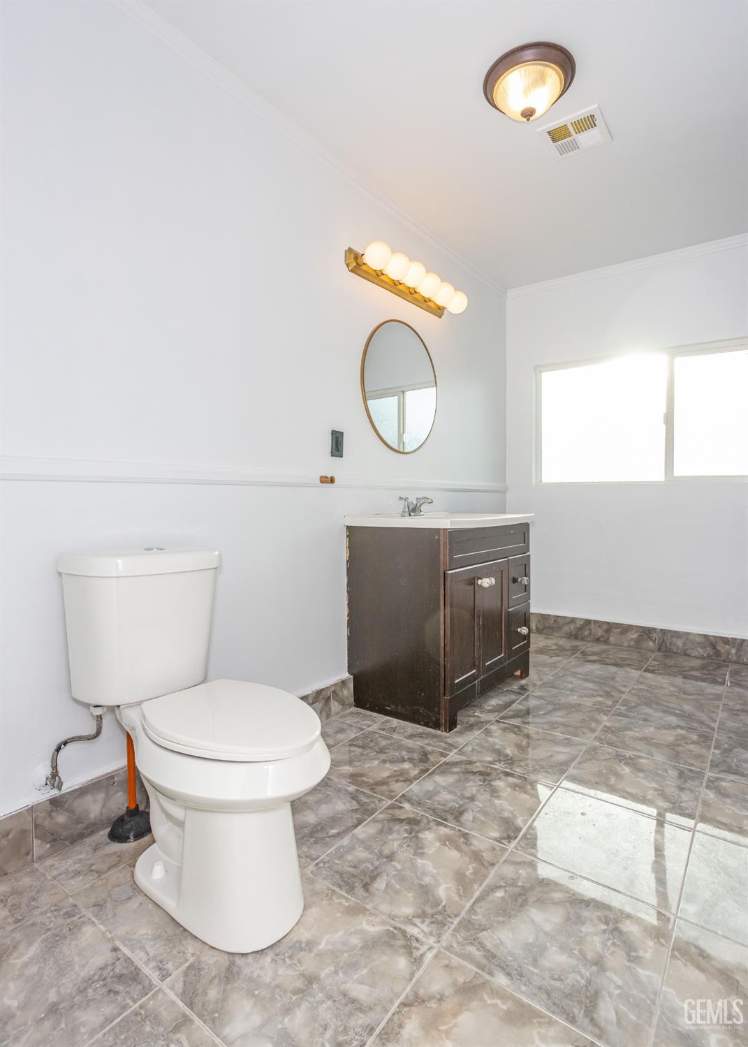 401 Pacific Street — photo 16
