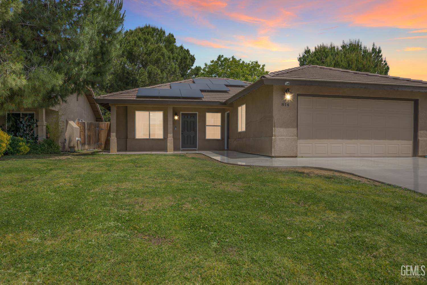 814 Greenwood Meadow Lane