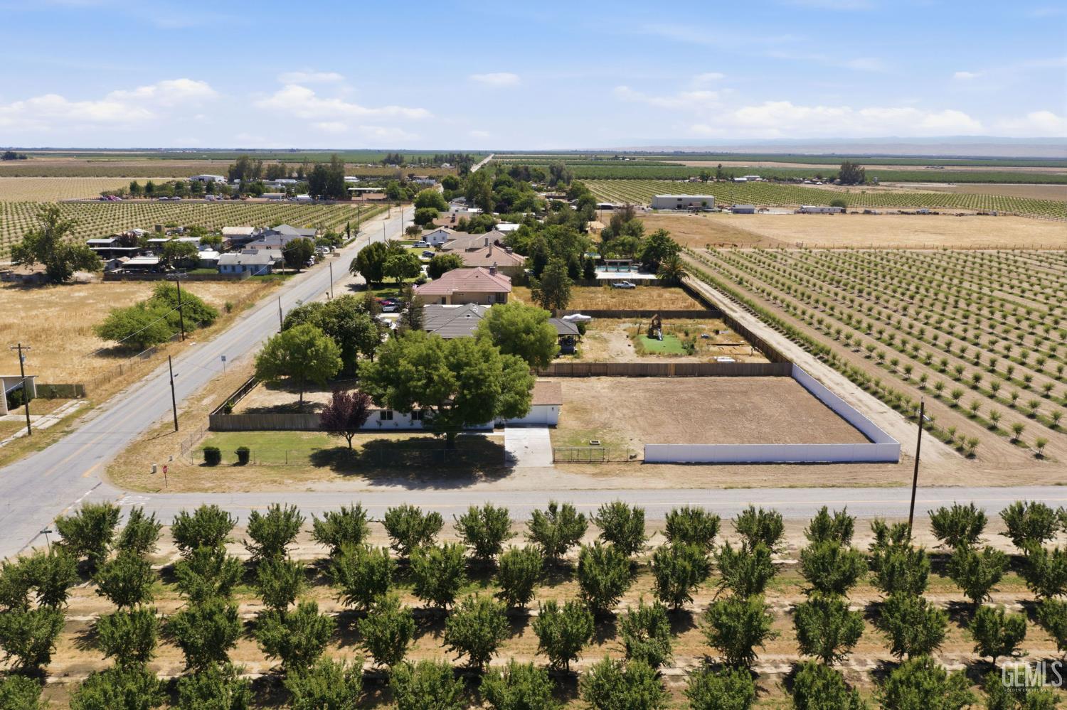 29991 Riverside Street — photo 53