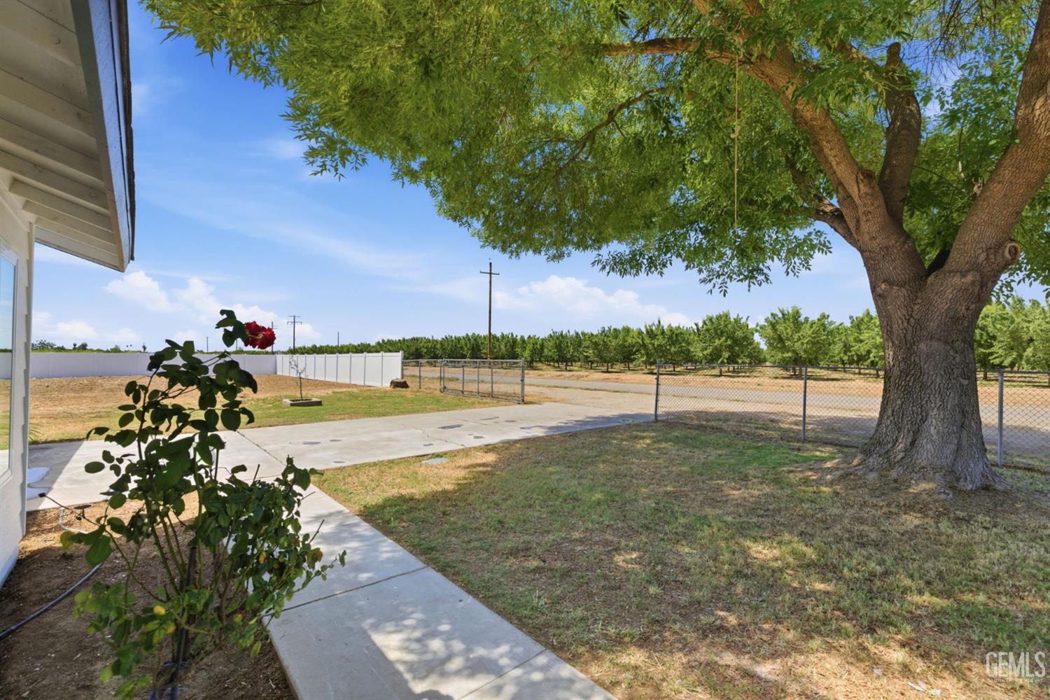 29991 Riverside Street — photo 51