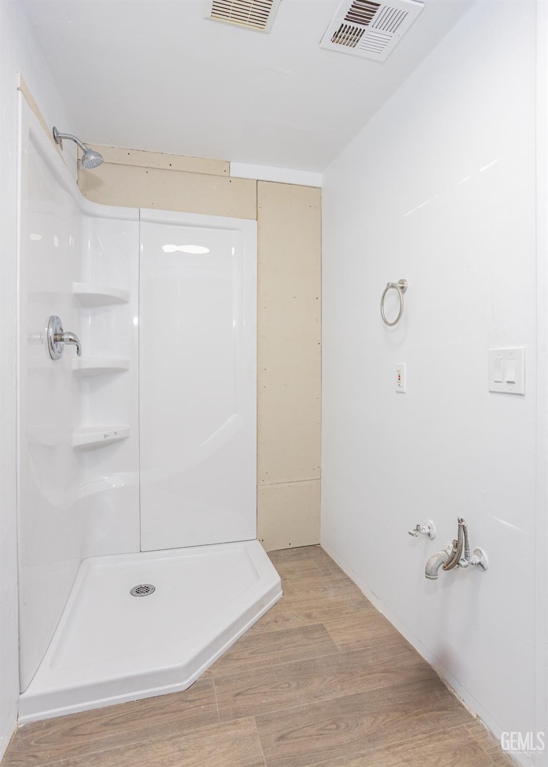 401 Pacific Street — photo 19