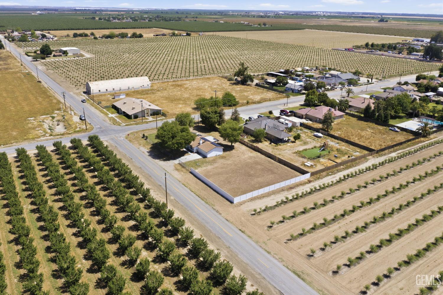 29991 Riverside Street — photo 55