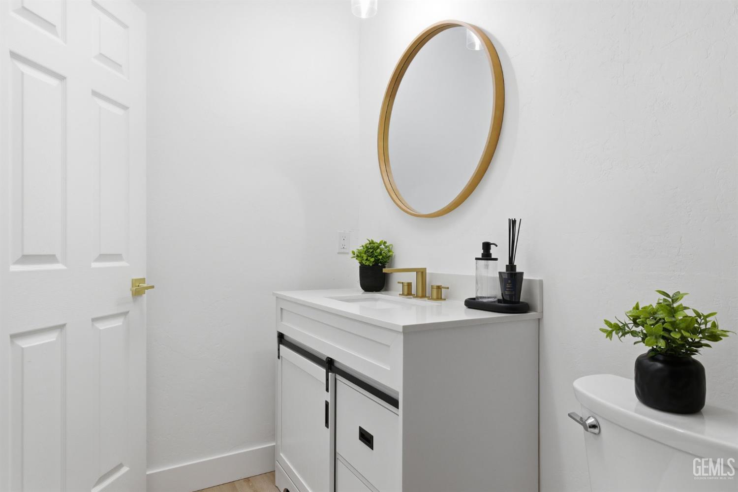 29991 Riverside Street — photo 40