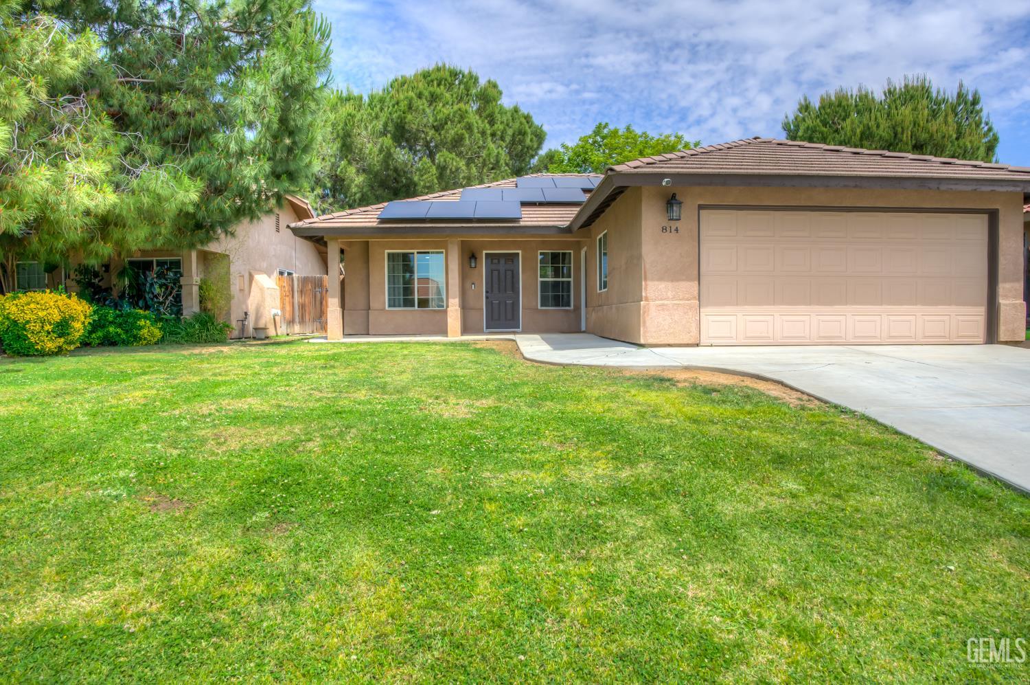 814 Greenwood Meadow Lane — photo 2