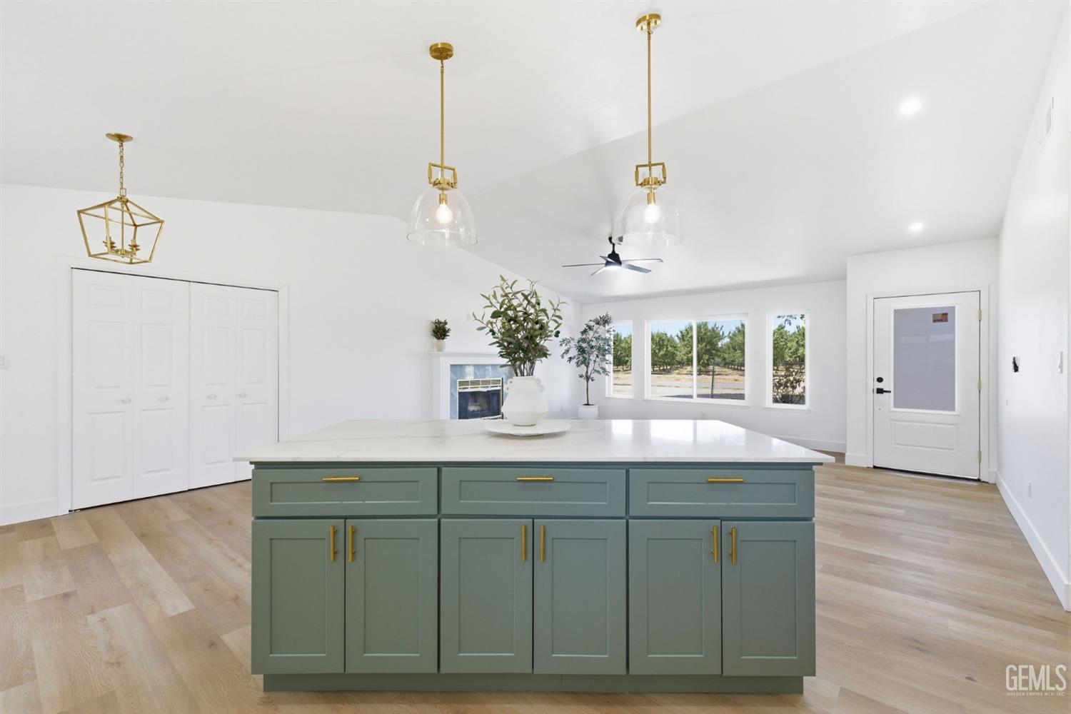 29991 Riverside Street — photo 26