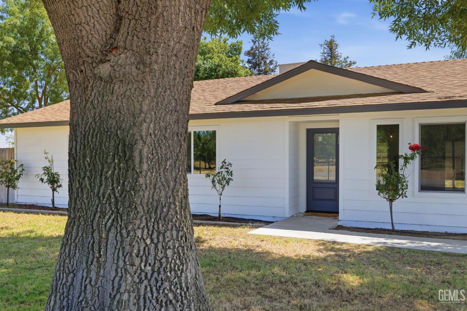 29991 Riverside Street — photo 5