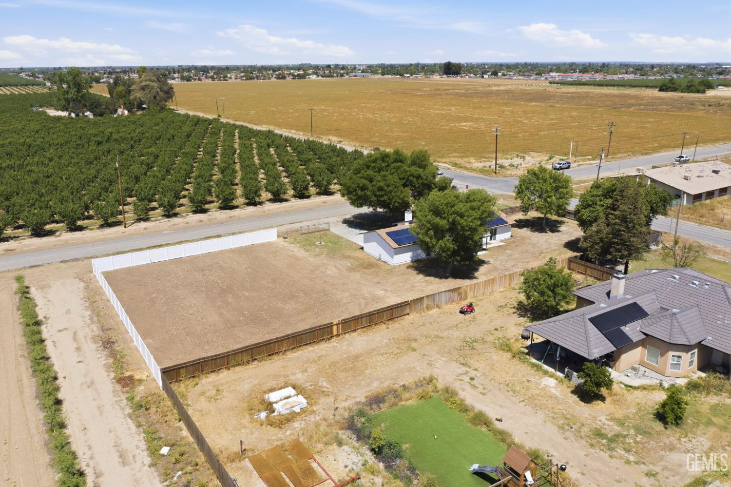 29991 Riverside Street — photo 57