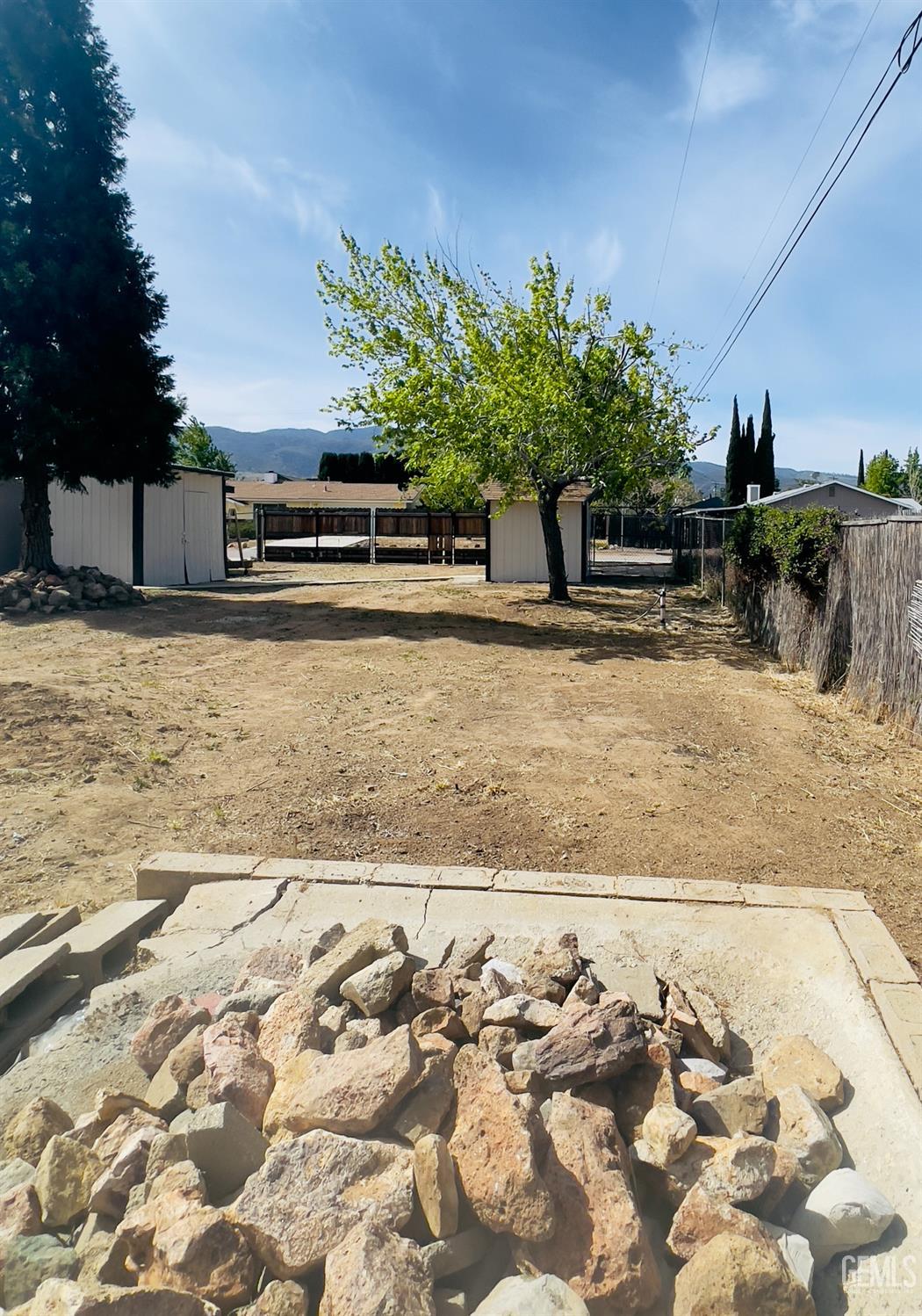 21401 Madre Street — photo 32