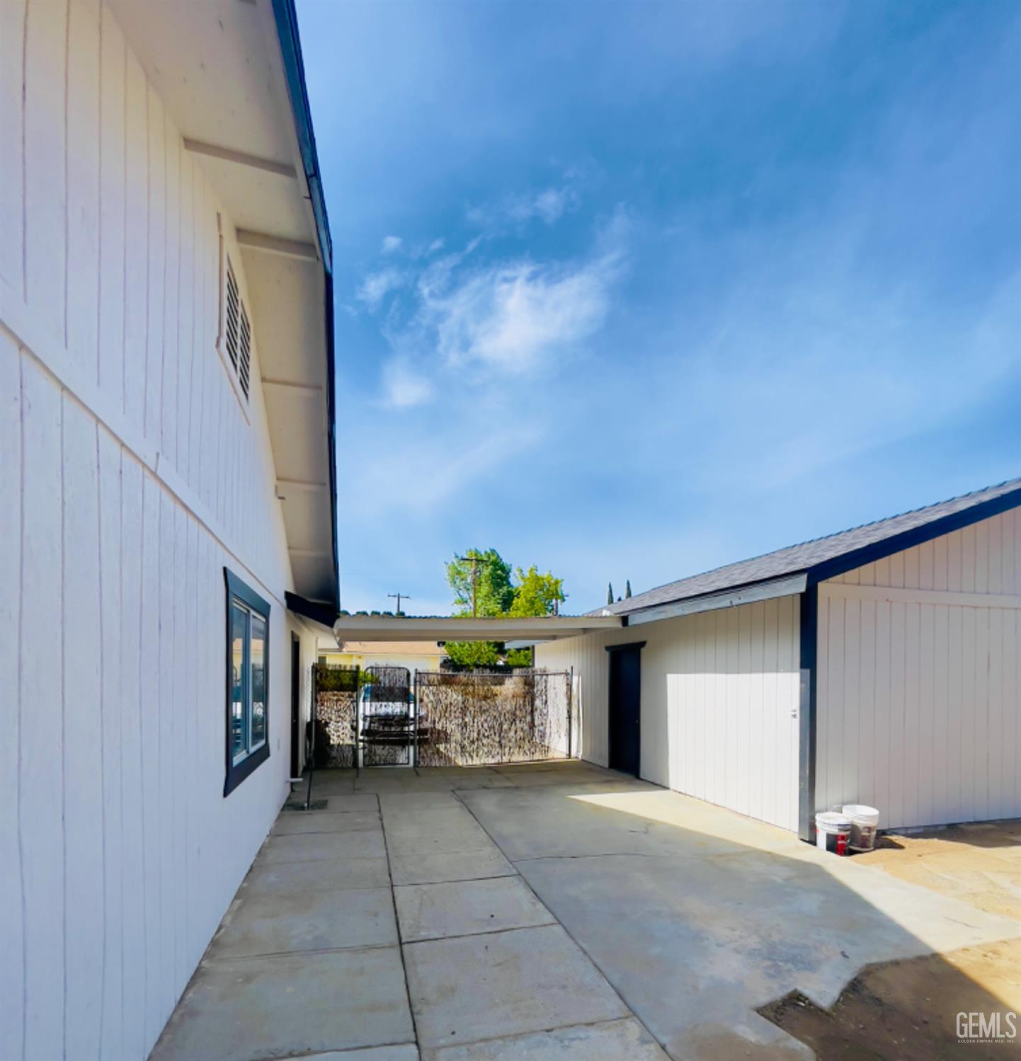 21401 Madre Street — photo 25