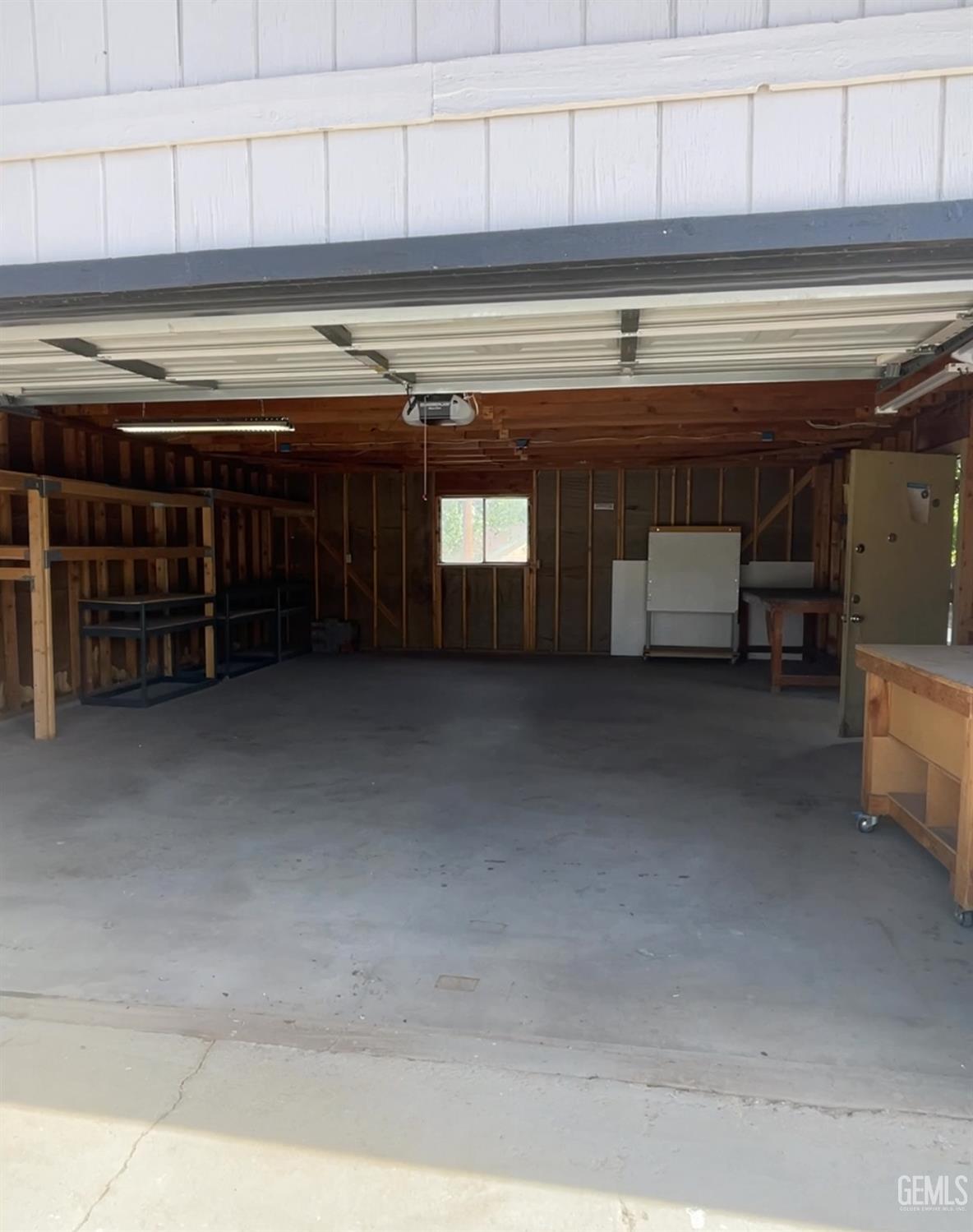 21401 Madre Street — photo 28