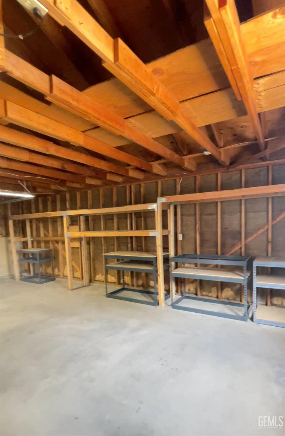 21401 Madre Street — photo 31