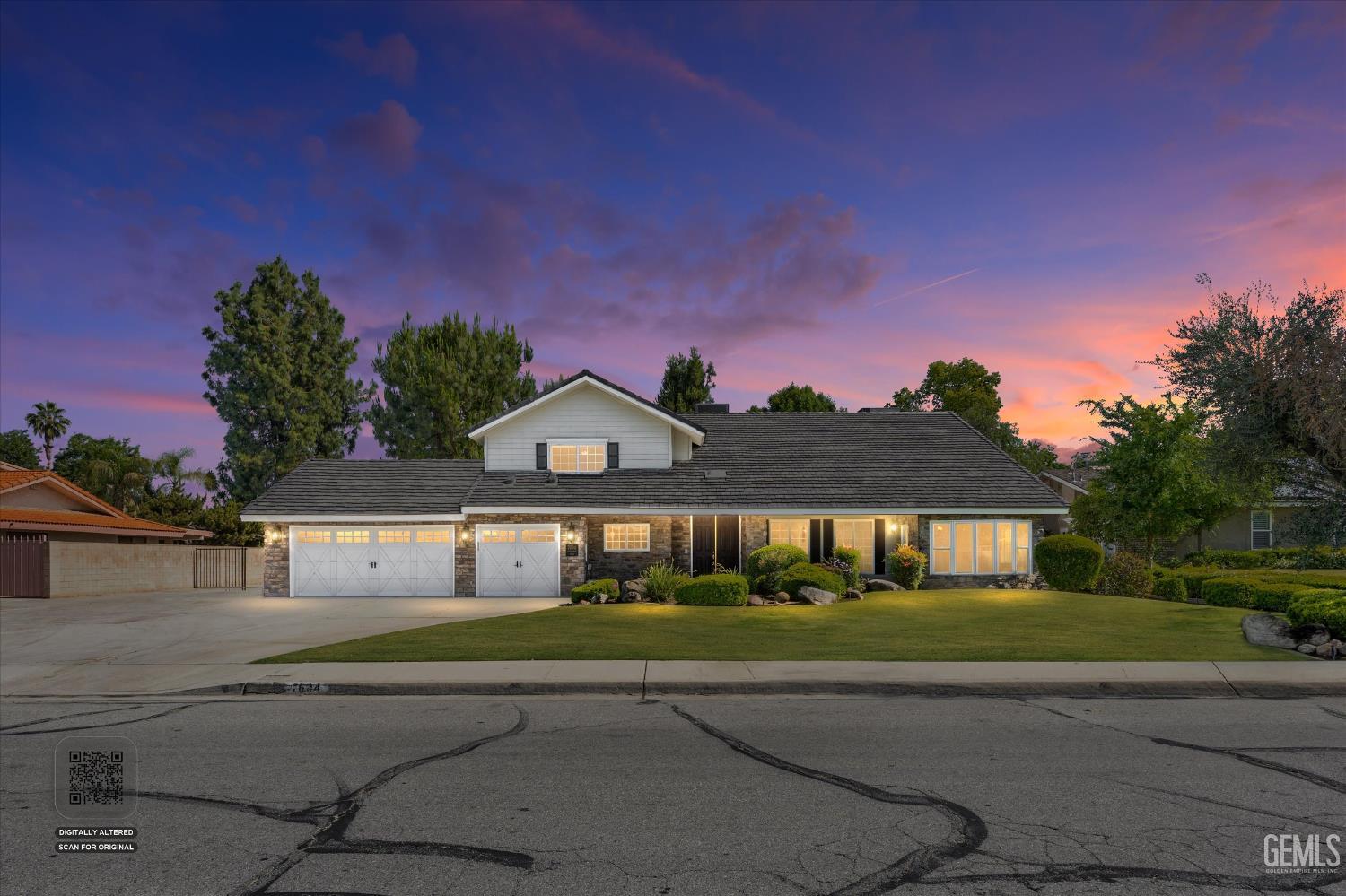 7604 Saddleback Drive