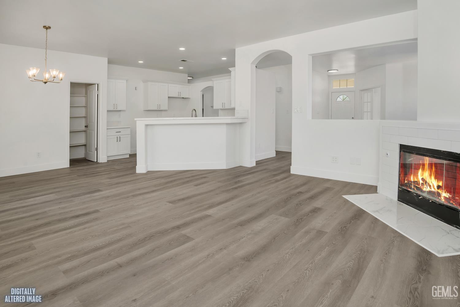 6104 Twin Oaks Drive — photo 5