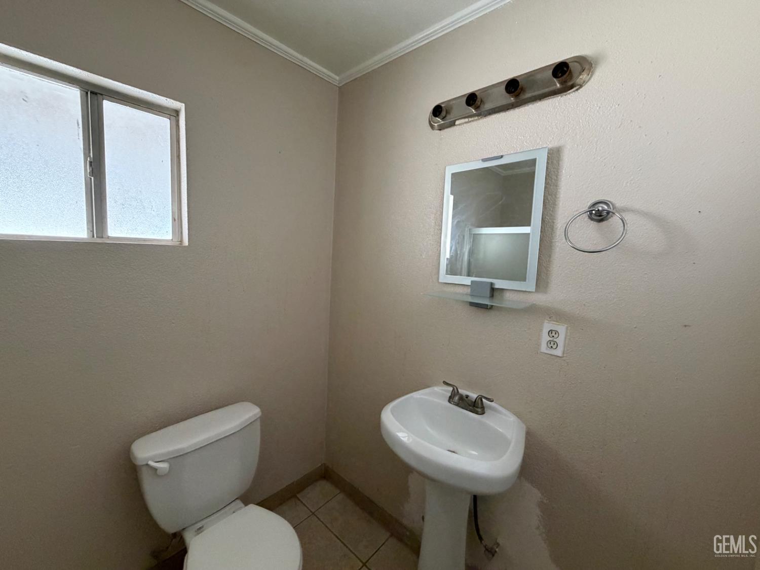 1835 Corrientes Street — photo 7