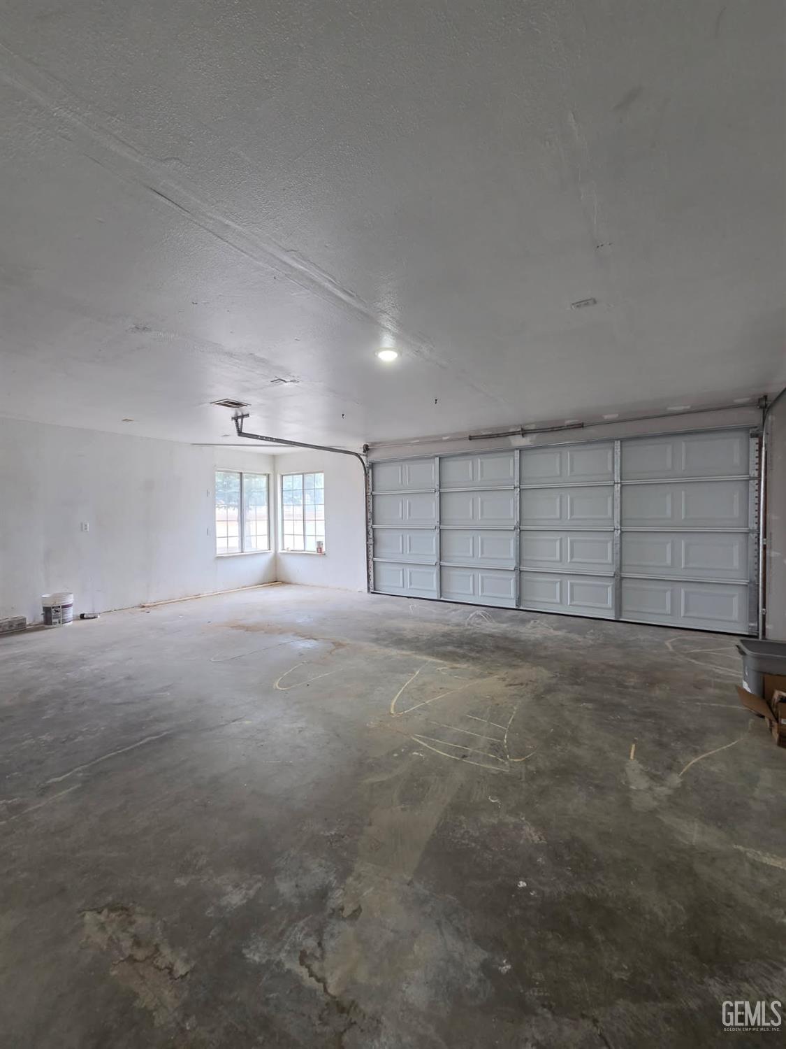 21401 Madre Street — photo 22