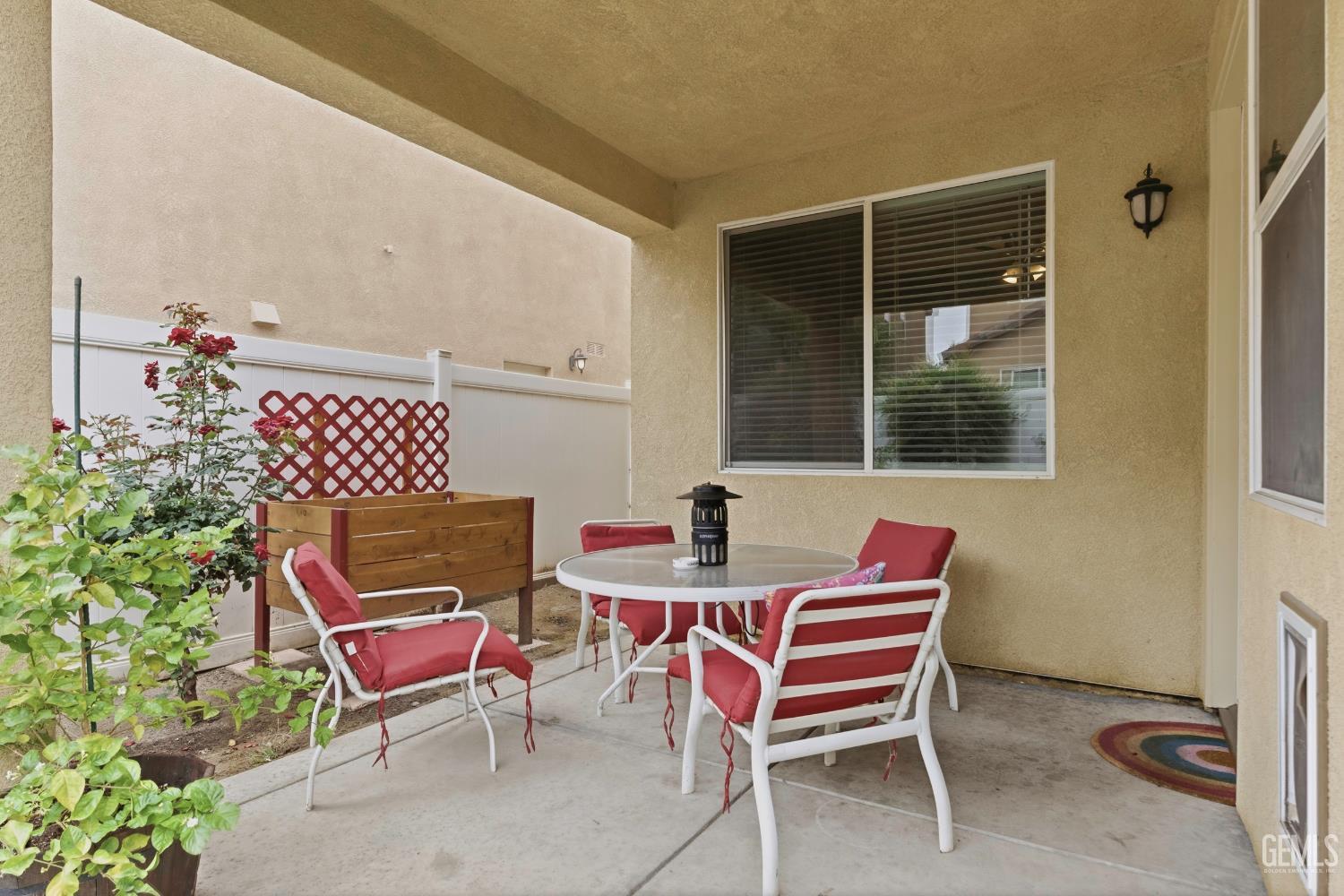 1808 New Riders Street — photo 40