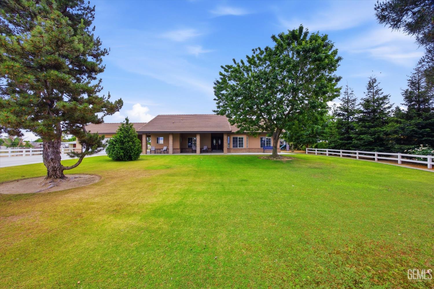 1328 Valov Lane — photo 2