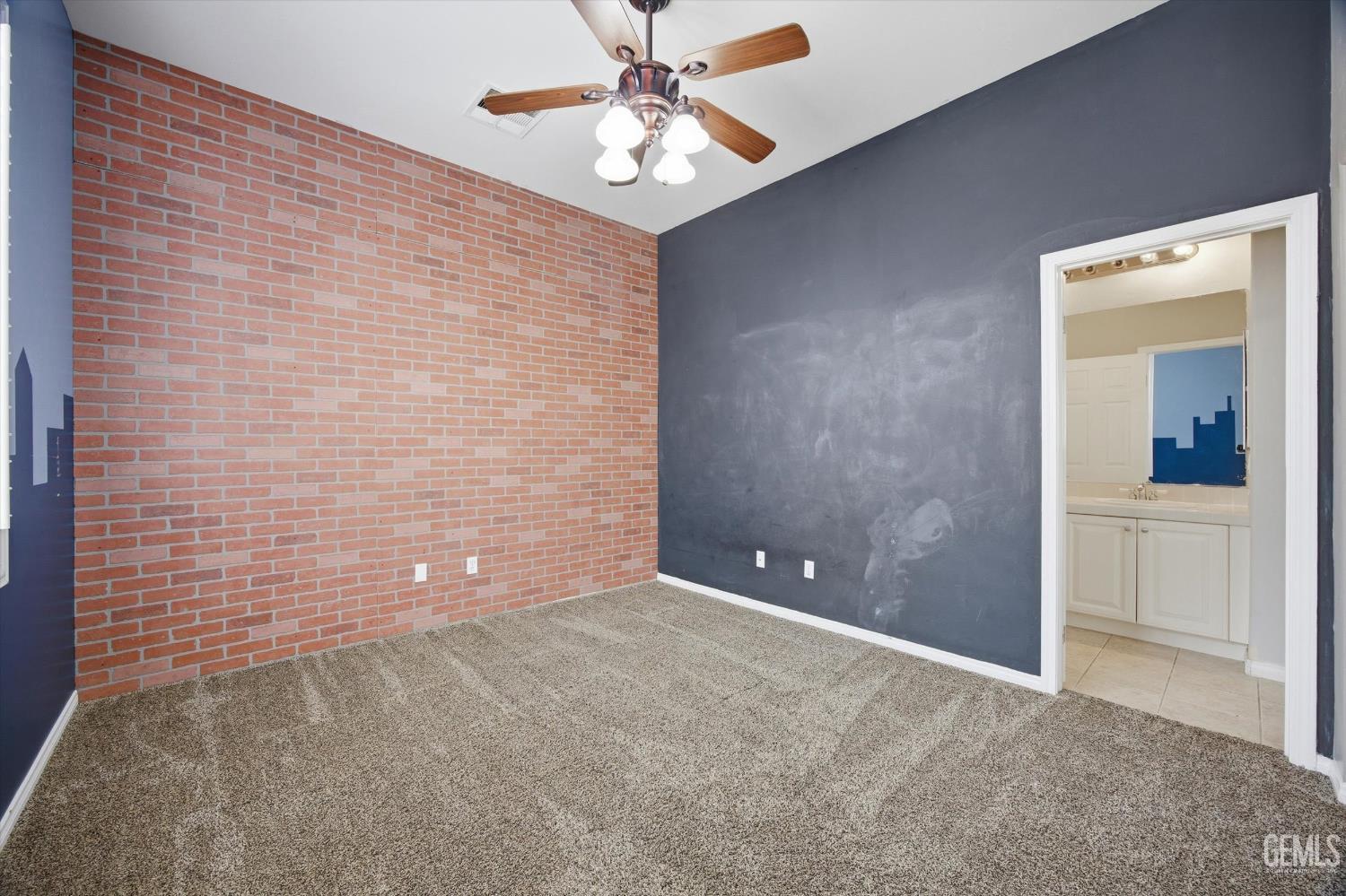 9406 Kingsmill Lane — photo 37