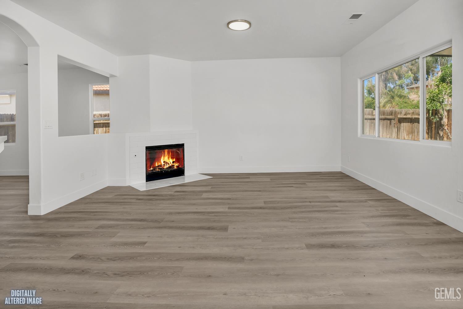 6104 Twin Oaks Drive — photo 4