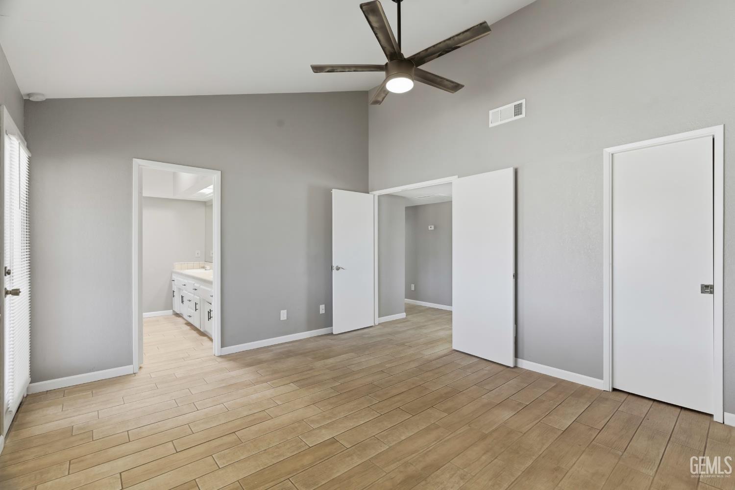 4200 Ryder Lane — photo 33