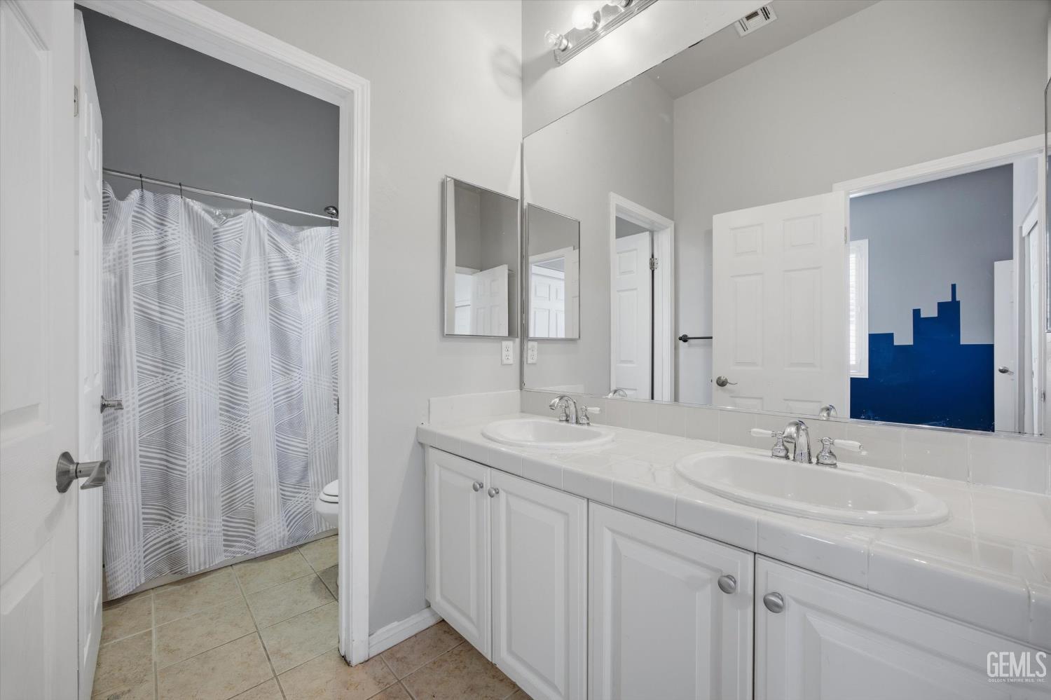 9406 Kingsmill Lane — photo 39