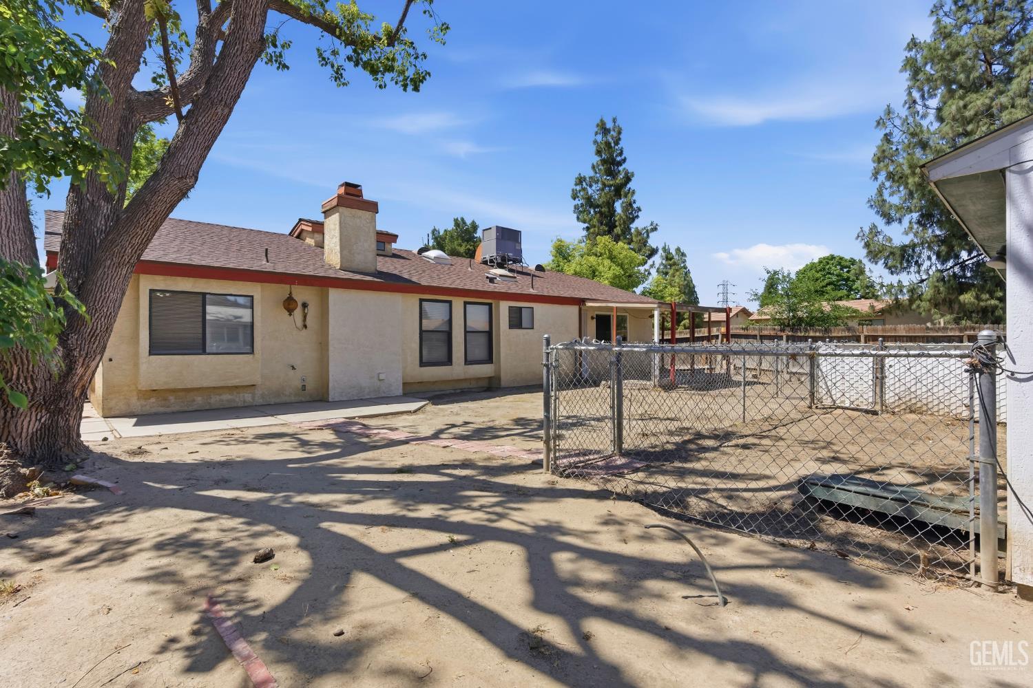 4200 Ryder Lane — photo 38