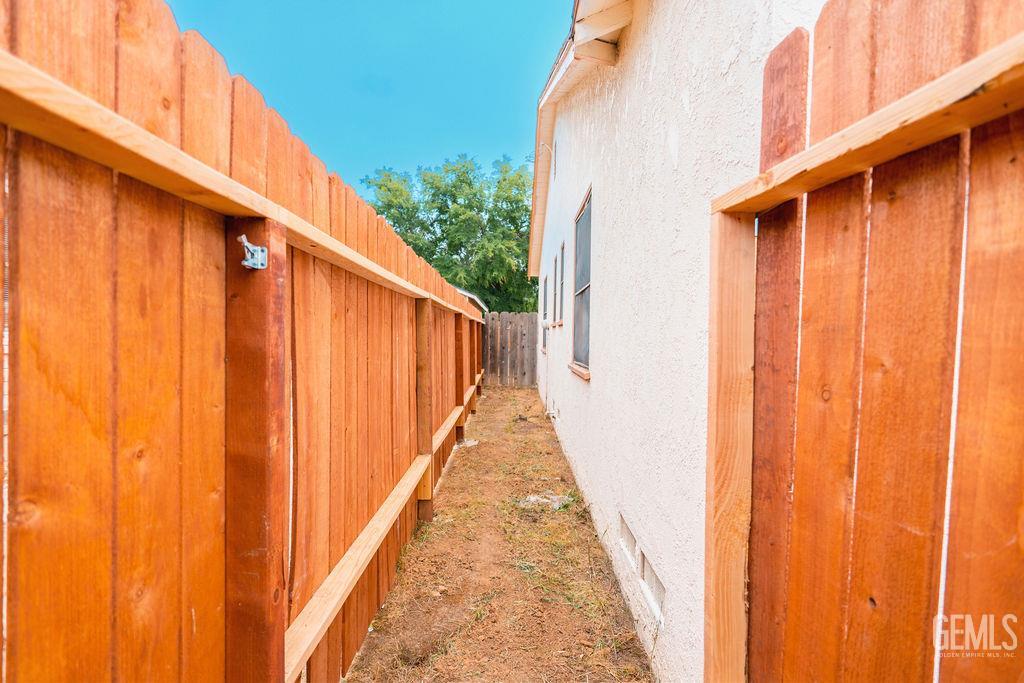 1602 Hurrle Avenue — photo 11