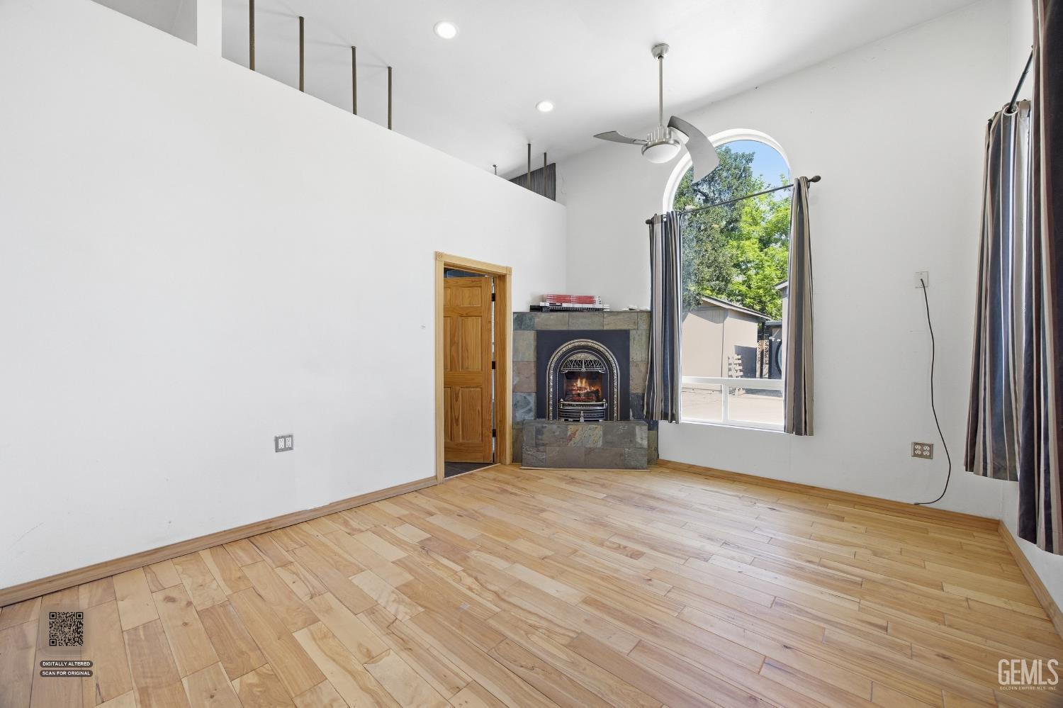 5833 Pembroke Avenue — photo 48