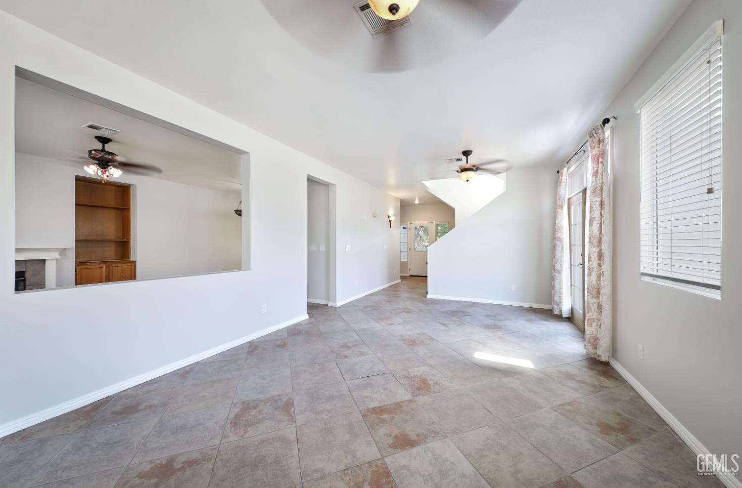 5020 Misty Breaks Drive — photo 5