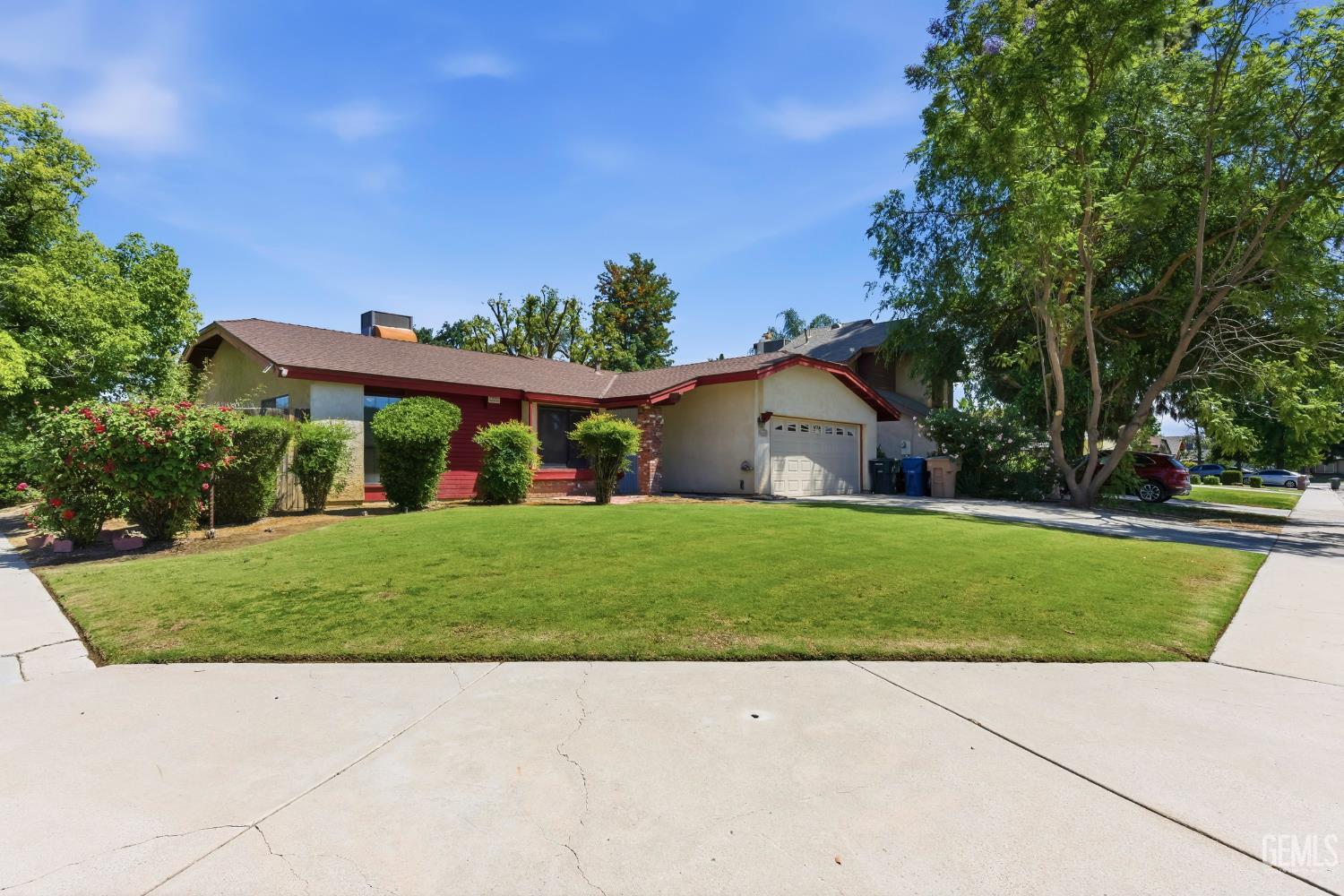 4200 Ryder Lane — photo 5