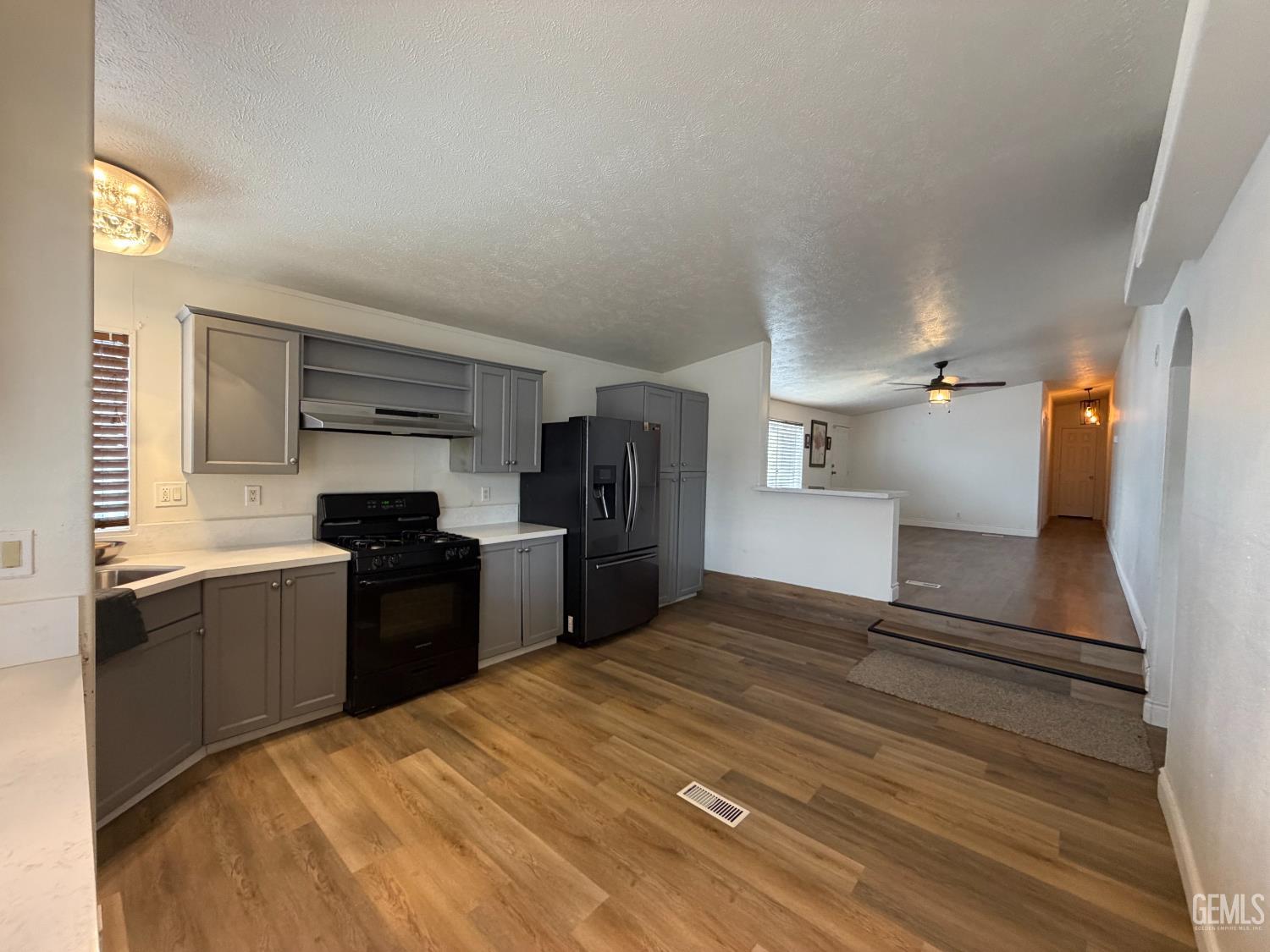 6601 Eucalyptus Drive — photo 8