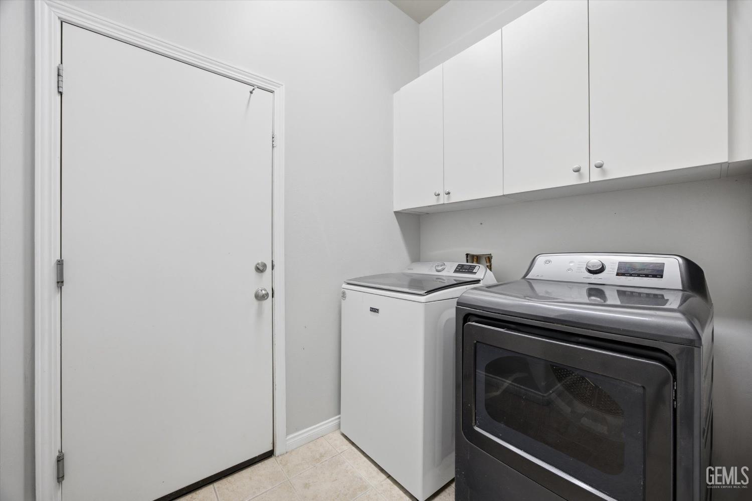 9406 Kingsmill Lane — photo 35