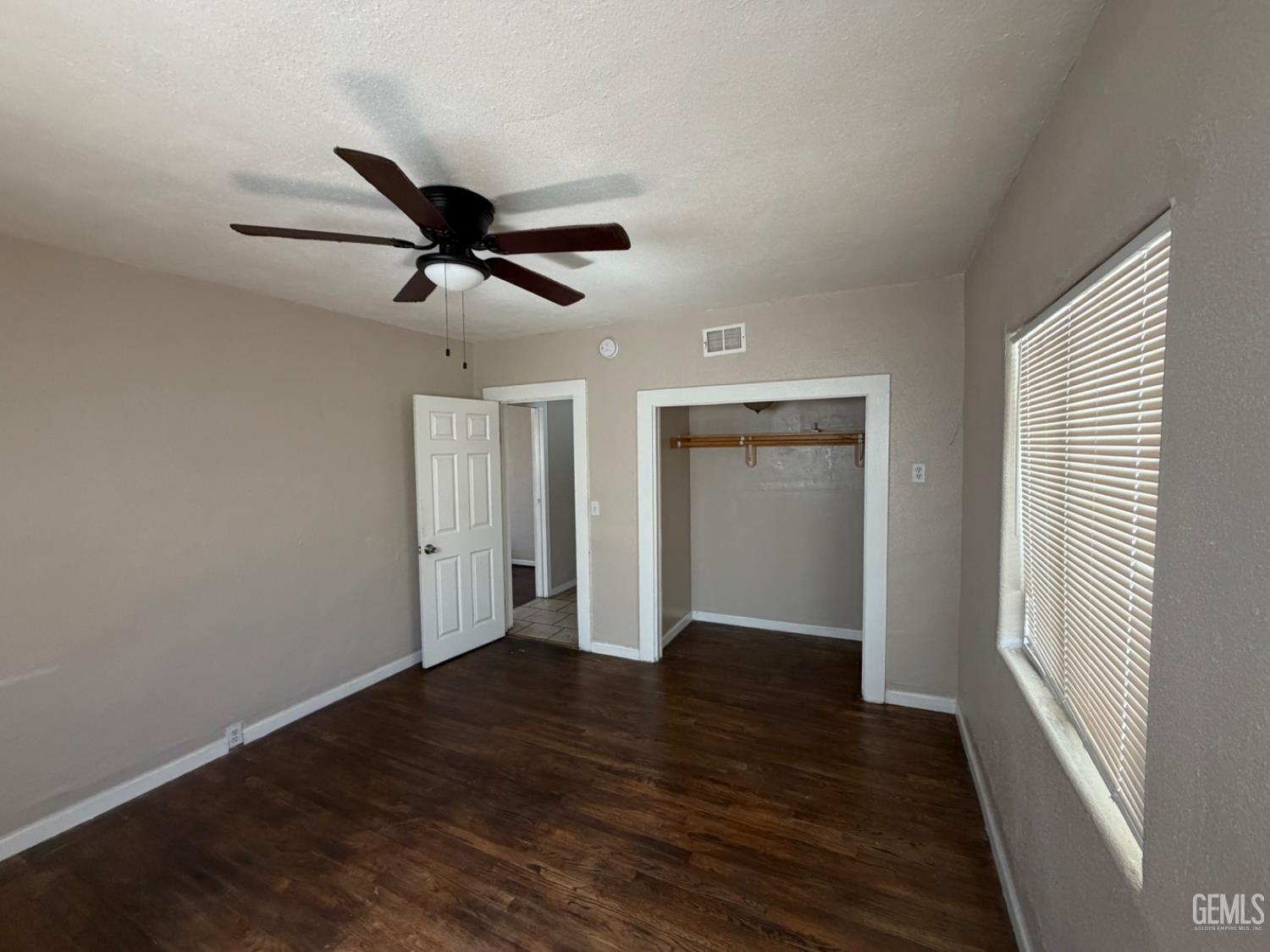 1835 Corrientes Street — photo 6
