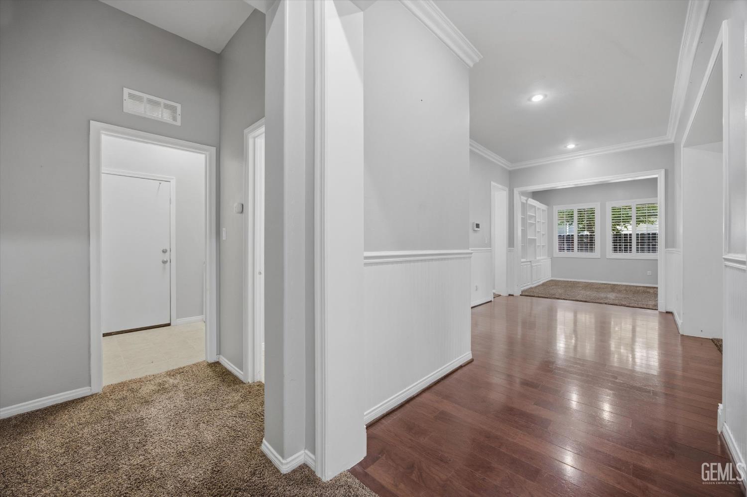 9406 Kingsmill Lane — photo 27