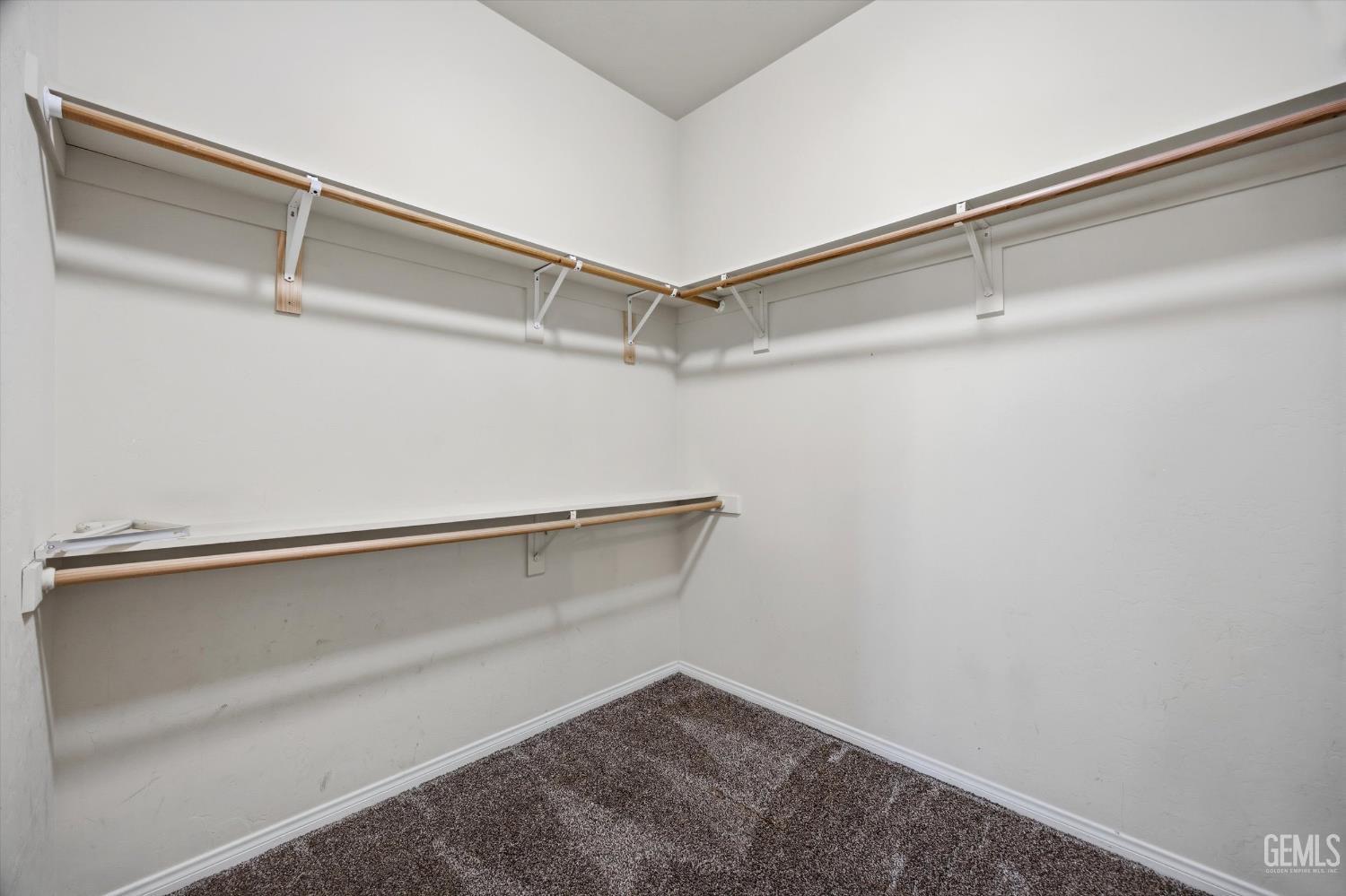 9406 Kingsmill Lane — photo 34