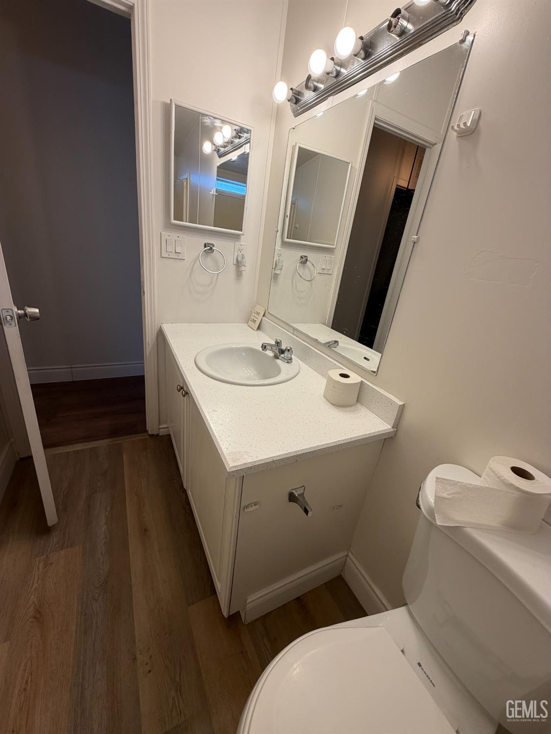 6601 Eucalyptus Drive — photo 11