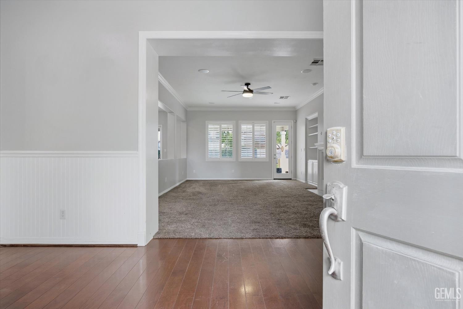 9406 Kingsmill Lane — photo 9